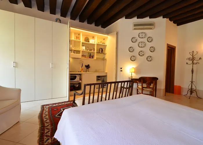 Tribuno Grand Canal *